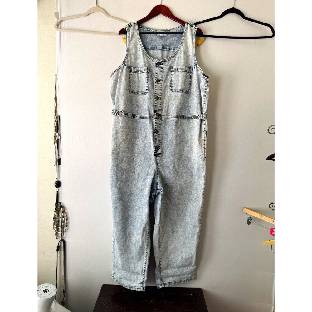 Frayed Jeans Women’s Plus Denim Jumpsuit 3X Blue Sleeveless Button Front Pockets